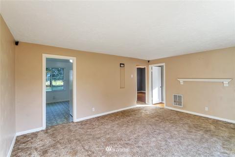 6401 Cypress St, Everett, WA 98203 photo 2