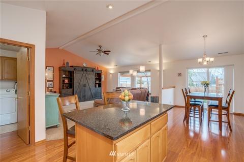 1908 Grandview Loop, Wenatchee, WA 98801 photo 17