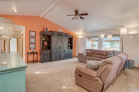 1908 Grandview Loop, Wenatchee, WA 98801 photo 7
