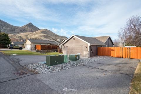 1908 Grandview Loop, Wenatchee, WA 98801 photo 4