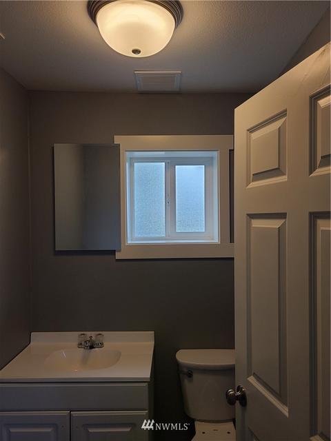 314 Harman Way S, Orting, WA 98360 photo 14