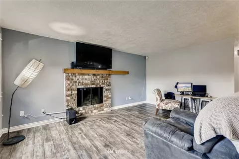 17427 20th Dr SE, Bothell, WA 98012 photo 4