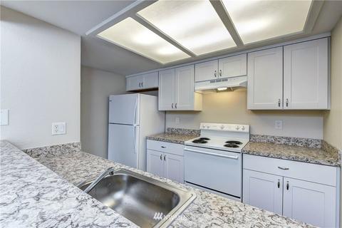 820 E Cady Rd #A202, Everett, WA 98203 photo 4