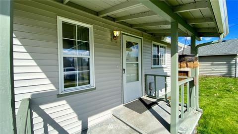 407 Calistoga St W, Orting, WA 98360 photo 4