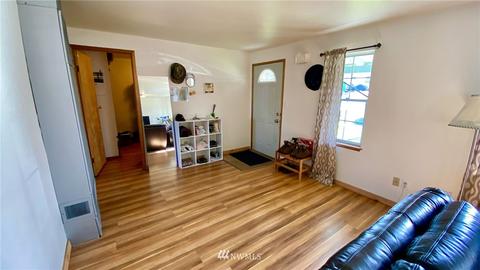407 Calistoga St W, Orting, WA 98360 photo 5