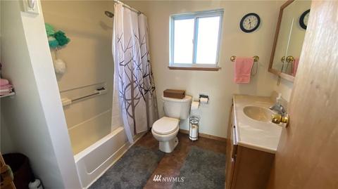 407 Calistoga St W, Orting, WA 98360 photo 20