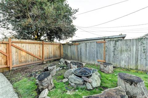 2323 Rockefeller Ave, Everett, WA 98201 photo 17