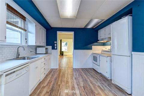 2323 Rockefeller Ave, Everett, WA 98201 photo 4