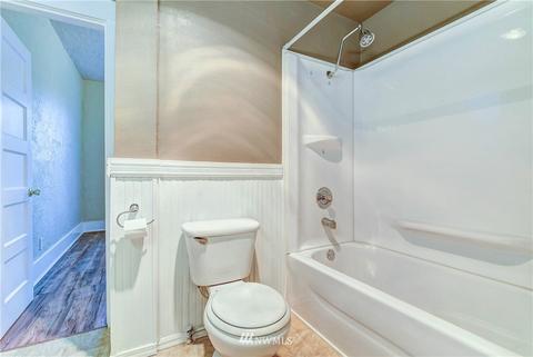 2323 Rockefeller Ave, Everett, WA 98201 photo 8