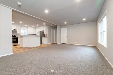 25510 32nd Ave E, Spanaway, WA 98387 photo 4