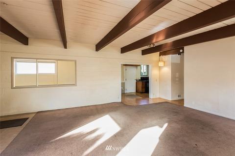 368 W Bell St, Sequim, WA 98382 photo 4