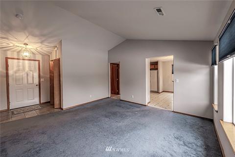 38 Talon Loop, Walla Walla, WA 99362 photo 3