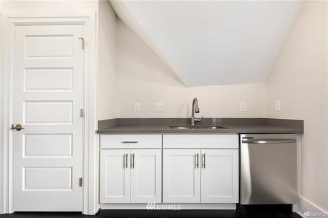 2014 E Cherry St, Seattle, WA 98122 photo 5