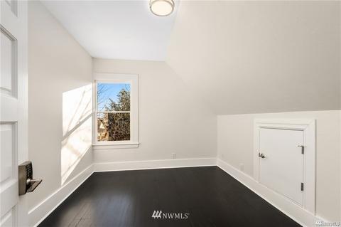 2014 E Cherry St, Seattle, WA 98122 photo 13