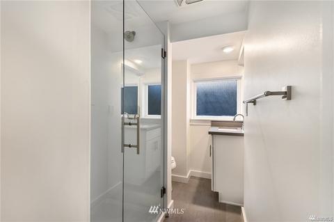 2014 E Cherry St, Seattle, WA 98122 photo 7