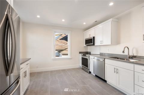 2014 E Cherry St, Seattle, WA 98122 photo 3