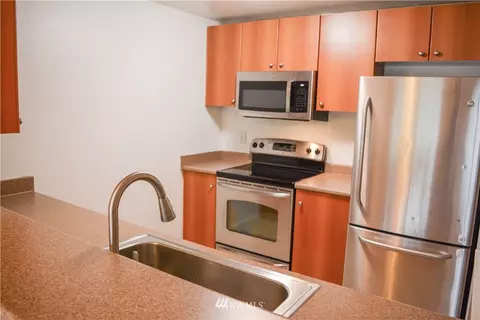 12404 E Gibson Rd #D104, Everett, WA 98204 photo 6
