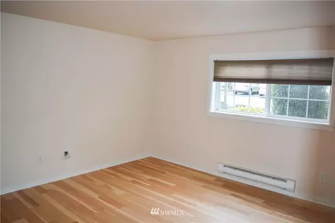 12404 E Gibson Rd #D104, Everett, WA 98204 photo 9