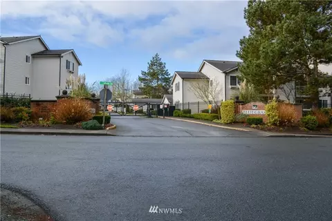 12404 E Gibson Rd #D104, Everett, WA 98204 photo 23