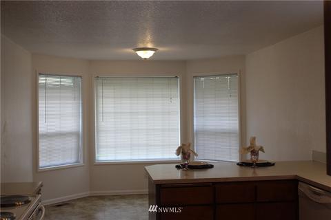 324 Corrin Ave SE, Orting, WA 98360 photo 4
