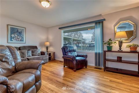 19 Cascade Dr, Walla Walla, WA 99362 photo 4