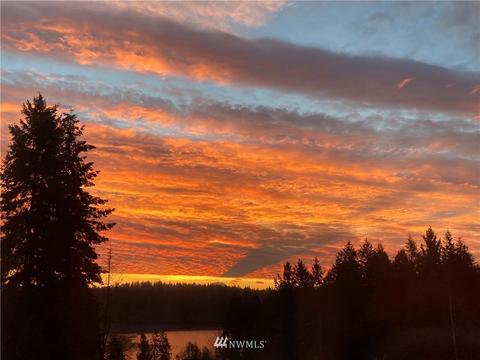 71 E Sea Breeze Dr, Grapeview, WA 98546 photo 3