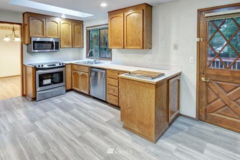 8017 24th Dr SE, Everett, WA 98203 photo 3