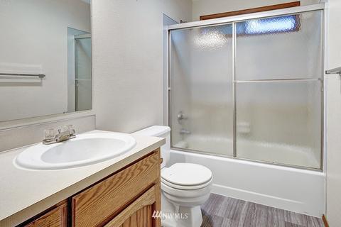 8017 24th Dr SE, Everett, WA 98203 photo 20