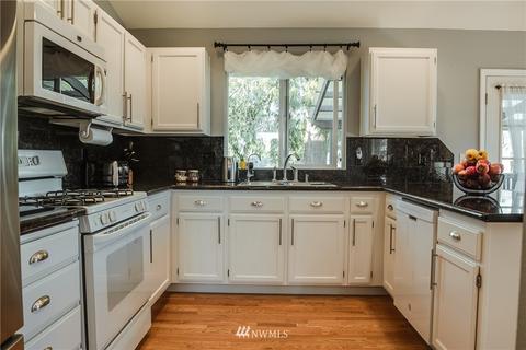 2427 96 Pl SE, Everett, WA 98208 photo 4
