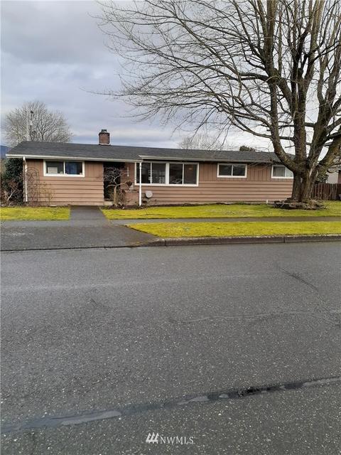 1069 Florence St, Enumclaw, WA 98022 photo 1