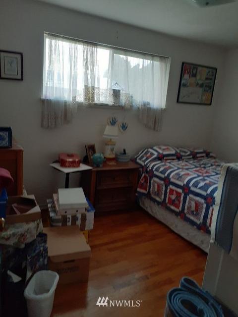 1069 Florence St, Enumclaw, WA 98022 photo 6