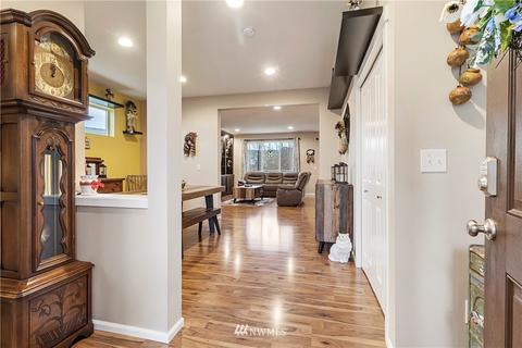 902 Ofarrell Ln NW, Orting, WA 98360 photo 8