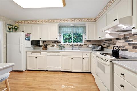 19501 1st Ave SE, Bothell, WA 98012 photo 8
