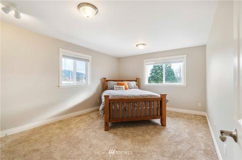 3302 Phillips Ave, Enumclaw, WA 98022 photo 25