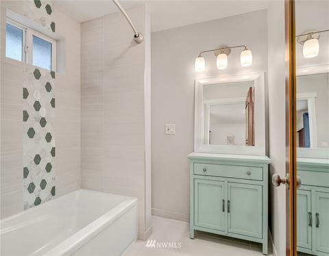 20507 W Richmond Rd, Bothell, WA 98021 photo 14