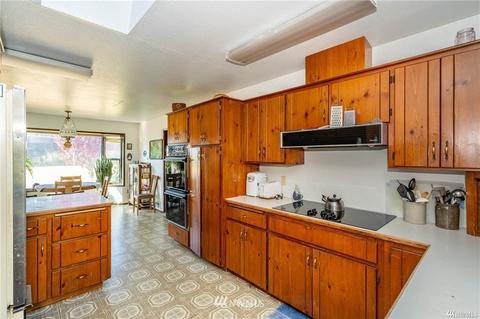 204 Roundtree Rd, Curtis, WA 98538 photo 12