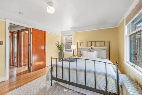 2505 20th Ave E, Seattle, WA 98112 photo 17