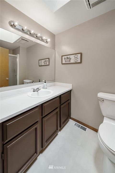 712 Victor St, Enumclaw, WA 98022 photo 15