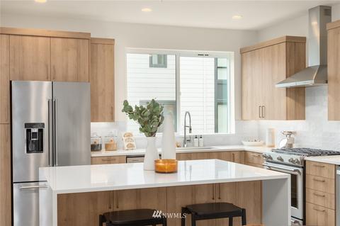 18518 96th Dr NE #E, Bothell, WA 98011 photo 9