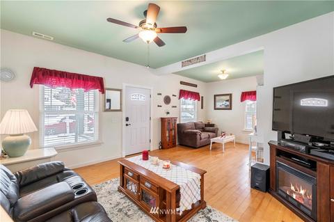 425 Hardefeldt St SE, Orting, WA 98360 photo 6