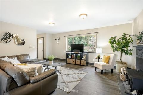 6419 Larimer Rd, Everett, WA 98208 photo 3
