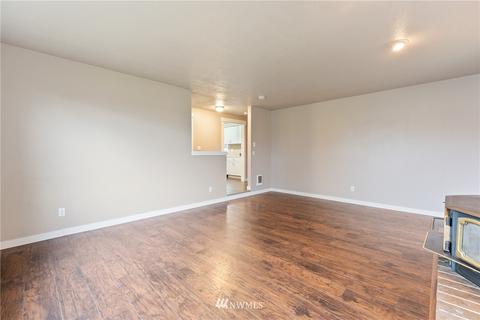 2101 40th Ave, Longview, WA 98632 photo 5