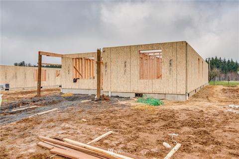608 Roundtree Blvd, Winlock, WA 98596 photo 2