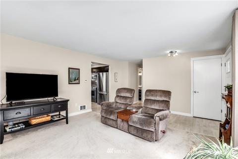 8110 Upper Ridge Rd, Everett, WA 98203 photo 16