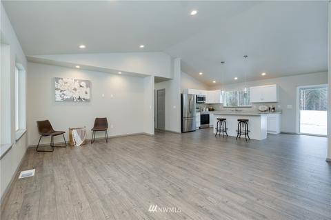360 E Mclane Cove Dr, Grapeview, WA 98546 photo 4