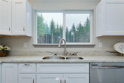 360 E Mclane Cove Dr, Grapeview, WA 98546 photo 8