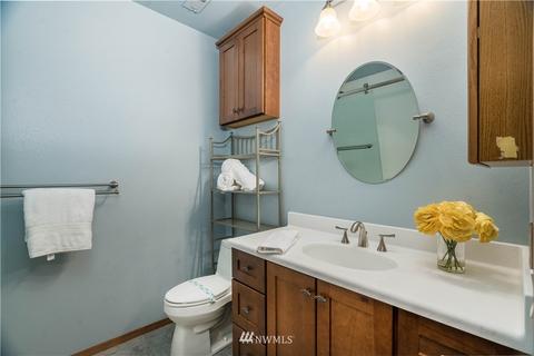 904 E Walnut St, Kent, WA 98030 photo 32
