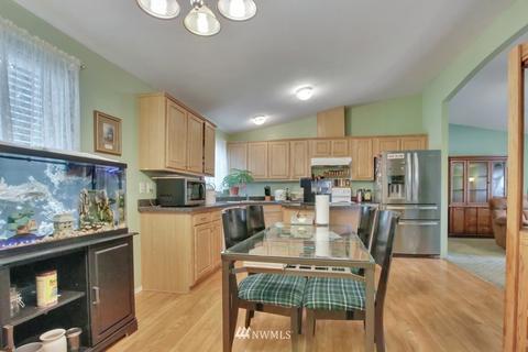 22615 E 65th Ave, Spanaway, WA 98387 photo 8
