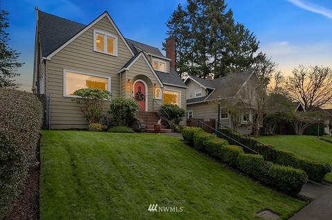 1321 Rucker Ave, Everett, WA 98201 photo 2