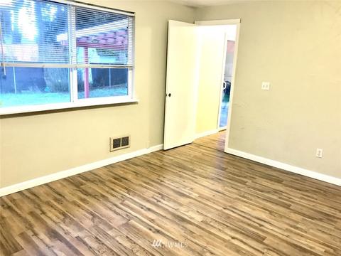 17002 Spanaway Ln, Spanaway, WA 98387 photo 19